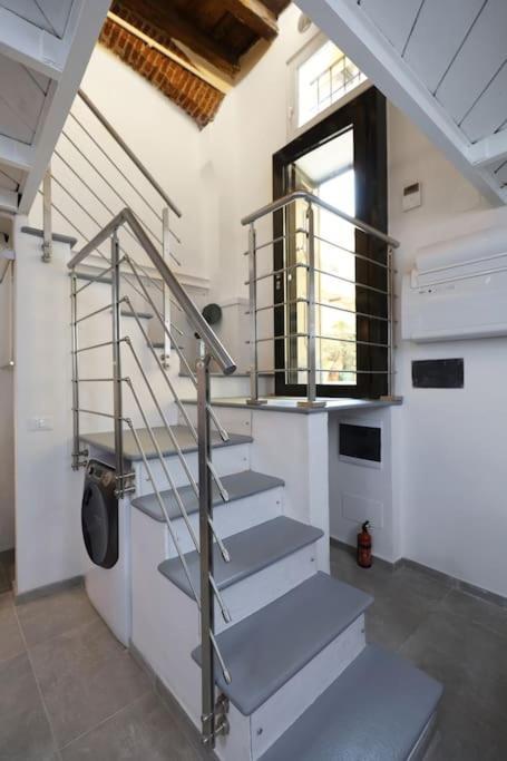 Cozy Loft Navigli, Close To Duomo And Bocconi - Italy Flat Vacation Milano Esterno foto