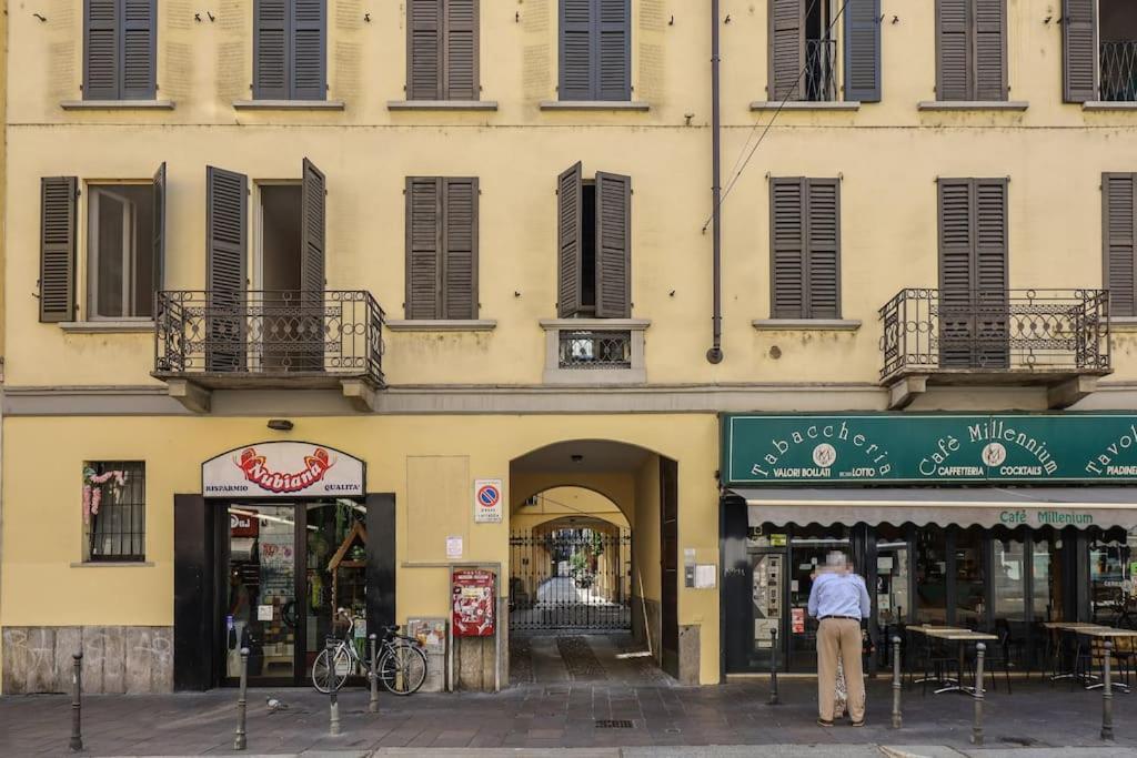 Cozy Loft Navigli, Close To Duomo And Bocconi - Italy Flat Vacation Milano Esterno foto